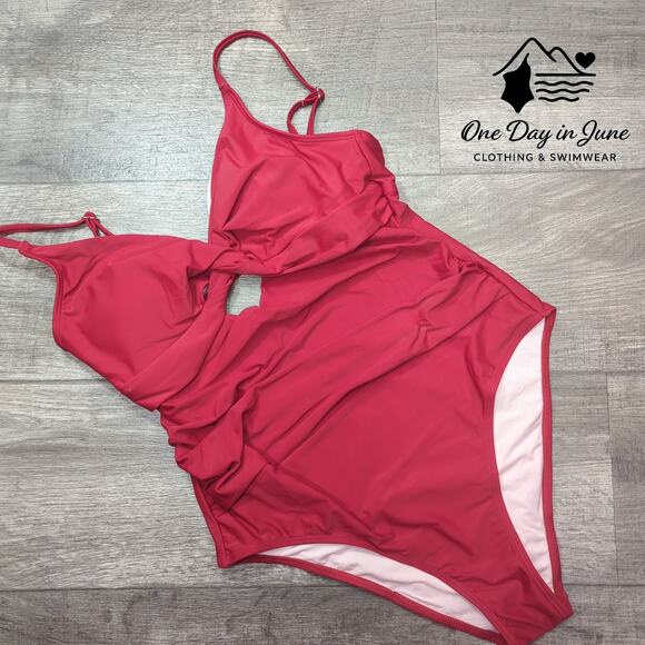 Cupshe Cross Front Keyhole One Piece Swimsuit Size L - Picture 3 of 7